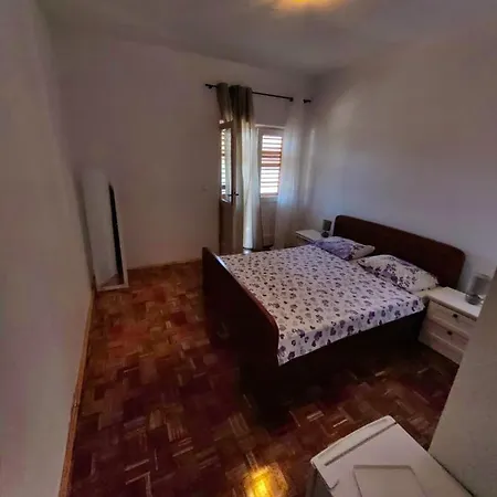 בית הארחה Centraly Located 1 חוואר